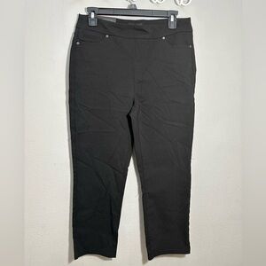 Mario Serrani Italy Confort Stretch Capri in Black for women size M NWT.